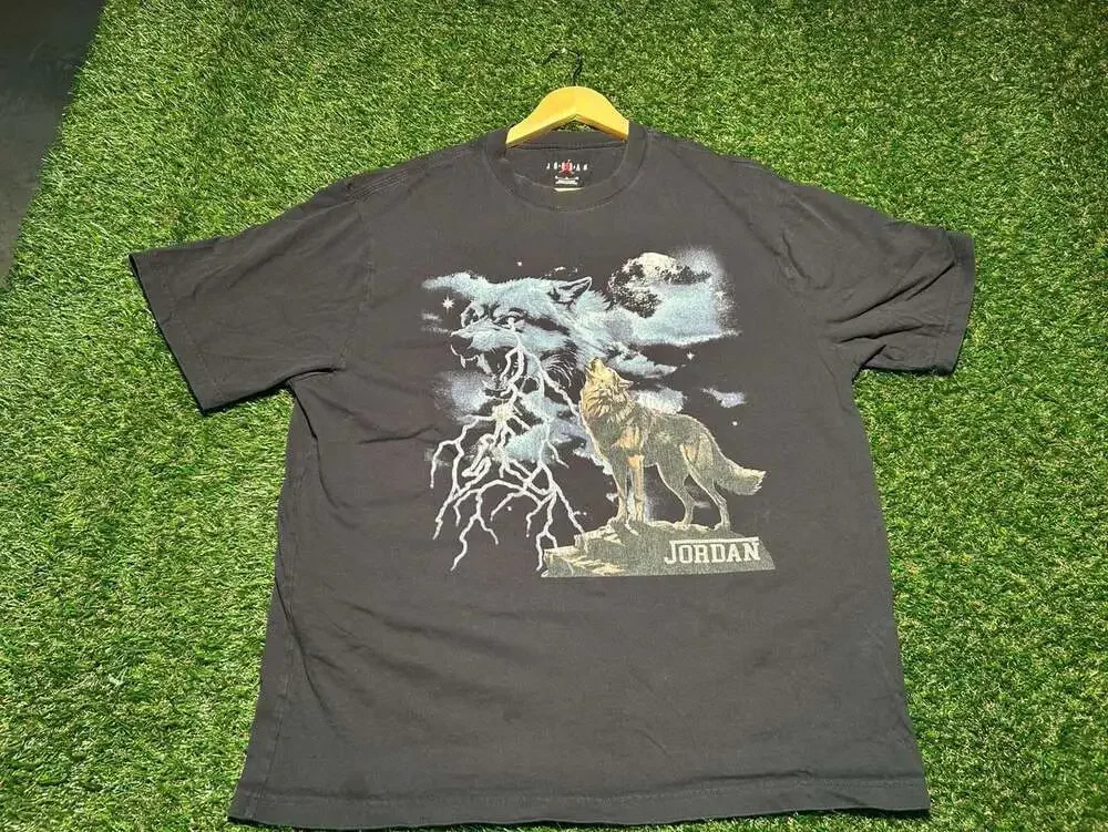 Jordan Wolf Graphic T-Shirt Black Size L